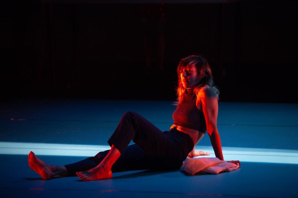 luz-arcas-creatividad-y-versatilidad-en-la-danza-actual-asisebaila